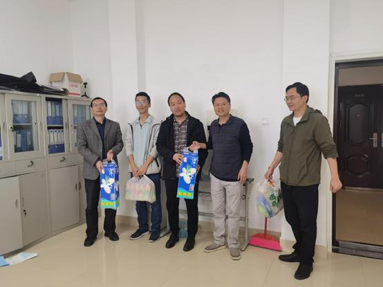 说明: F:\公司办公室2017—2020\会议照片和资料\2023年照片\2023.04.30 五一节走访\照片\IMG_20230428_101445.jpg