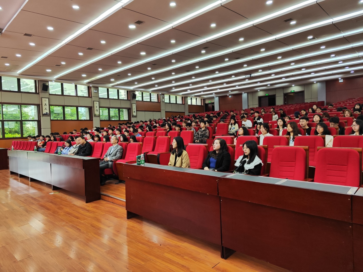 说明: F:\公司办公室2017—2020\会议照片和资料\2023年照片\2023.05.13 讲座\IMG_20230513_090214.jpg